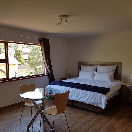 Aparthotel 50 Galena Affordable Luxury Roodepoort Exterior foto
