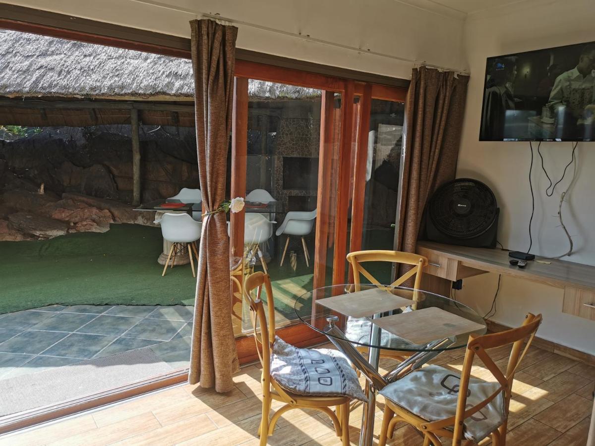 Aparthotel 50 Galena Affordable Luxury Roodepoort Exterior foto