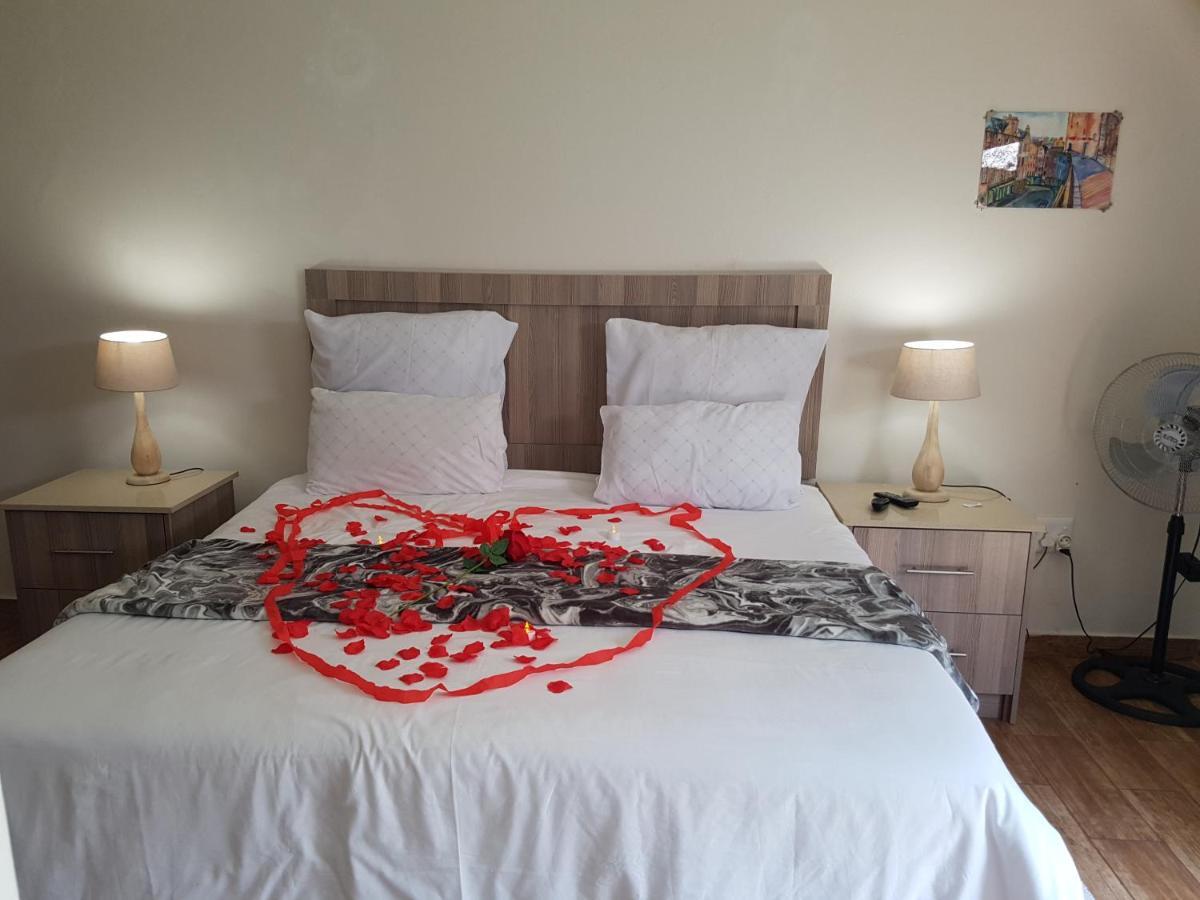 Aparthotel 50 Galena Affordable Luxury Roodepoort Exterior foto